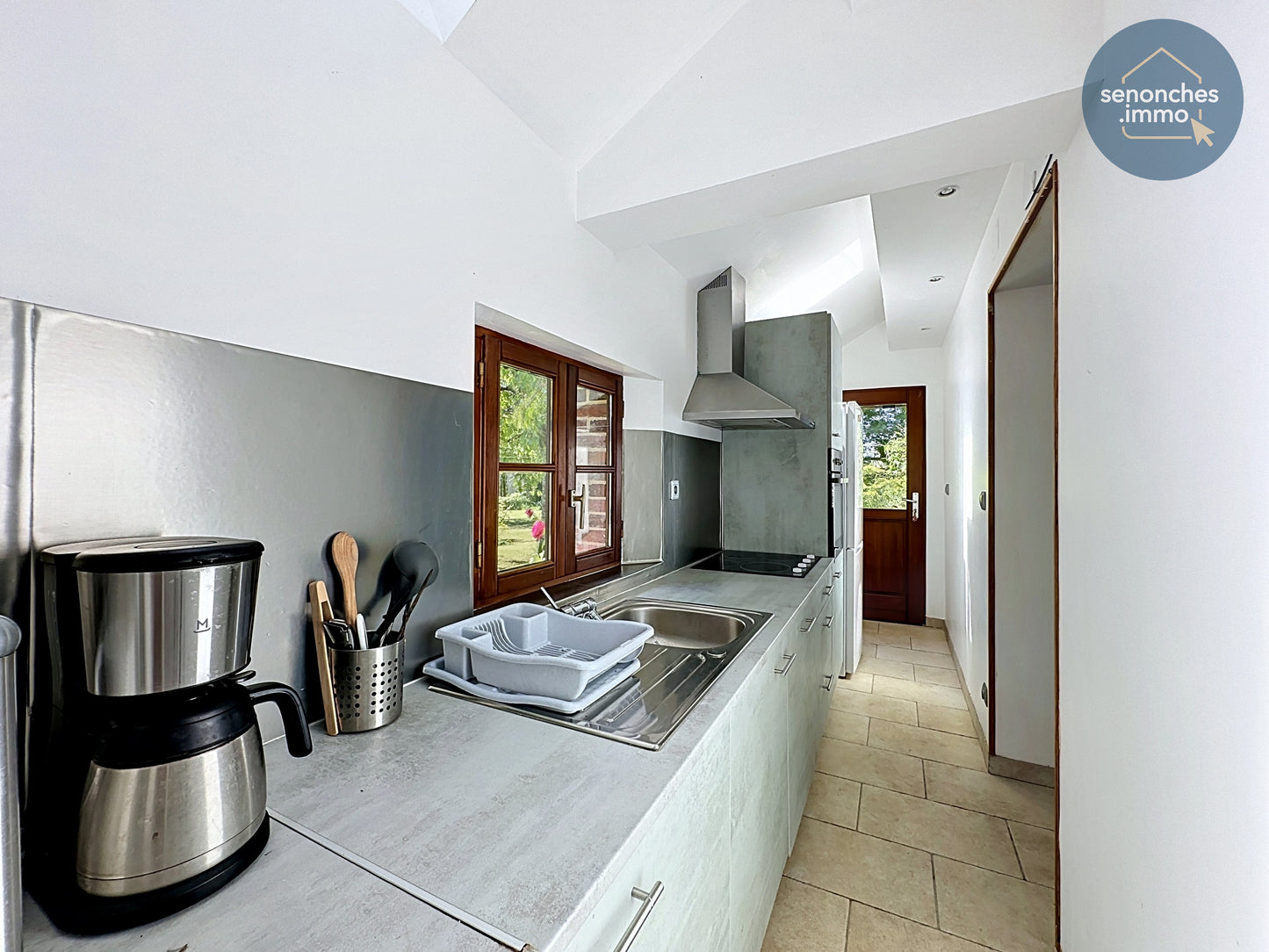 Longères anciennes à vendre à Favières (28170) – Ensemble immobilier de charme avec jardin arboré