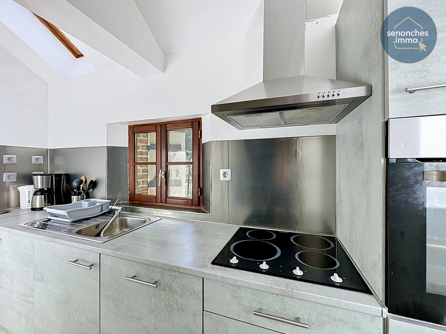 Longères anciennes à vendre à Favières (28170) – Ensemble immobilier de charme avec jardin arboré