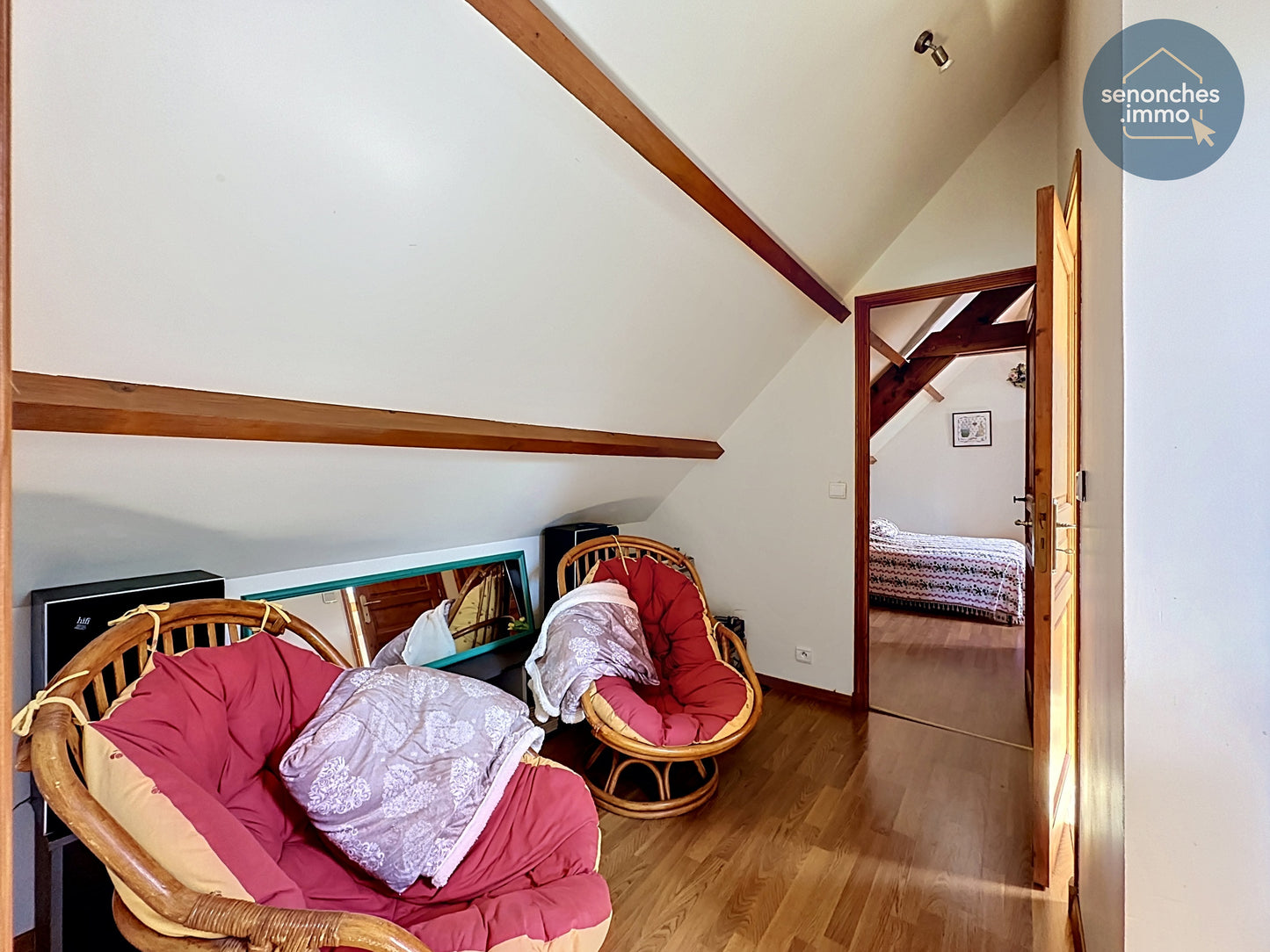 Longères anciennes à vendre à Favières (28170) – Ensemble immobilier de charme avec jardin arboré