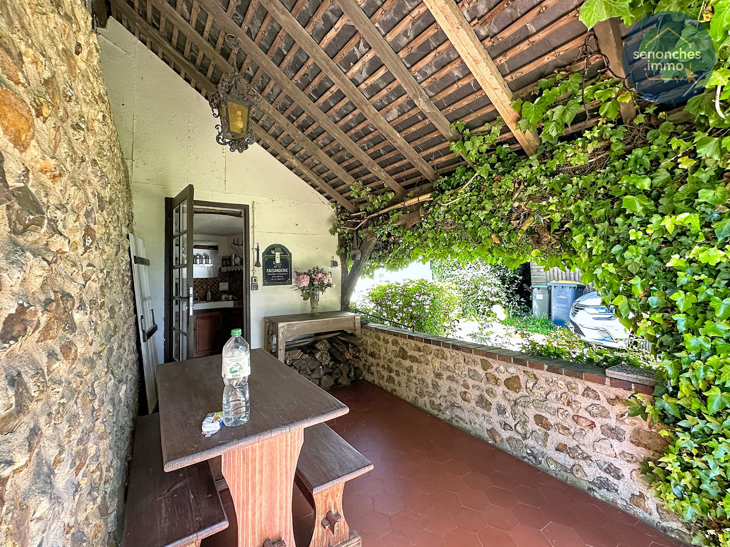 Longères anciennes à vendre à Favières (28170) – Ensemble immobilier de charme avec jardin arboré
