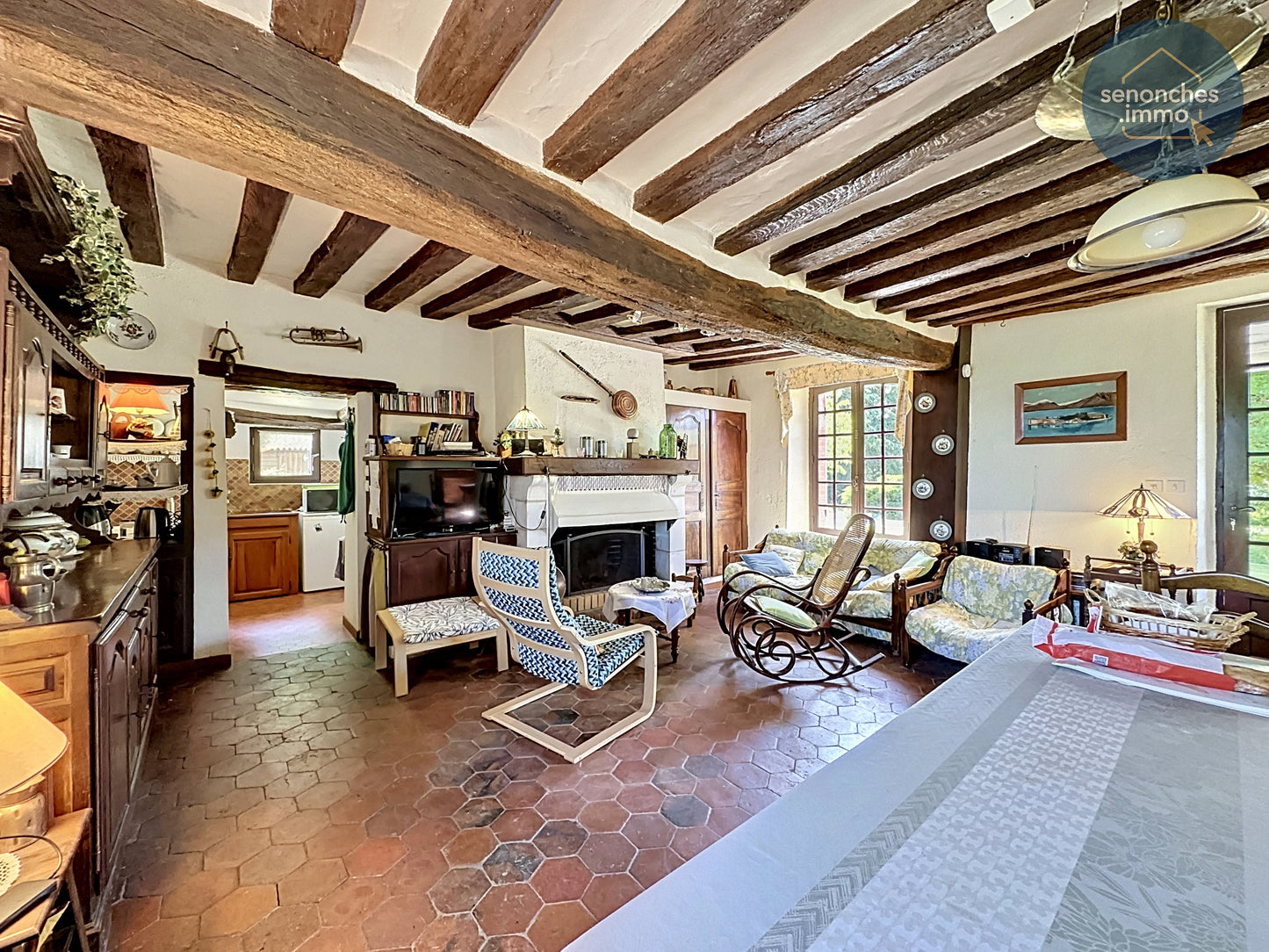 Longères anciennes à vendre à Favières (28170) – Ensemble immobilier de charme avec jardin arboré