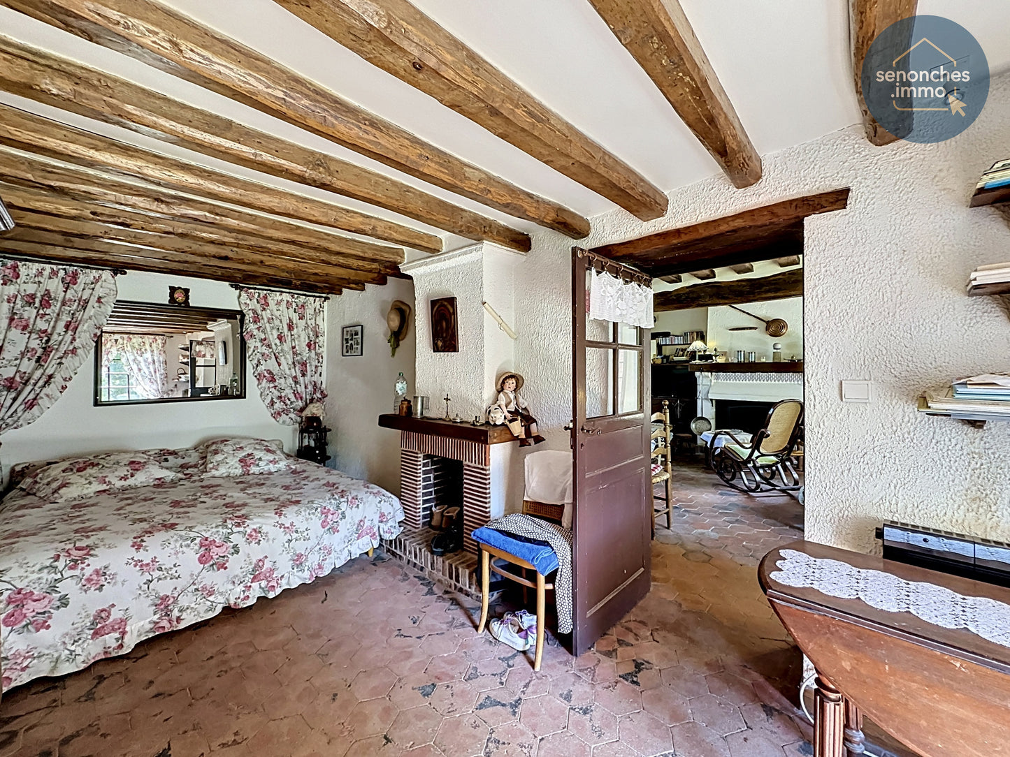 Longères anciennes à vendre à Favières (28170) – Ensemble immobilier de charme avec jardin arboré