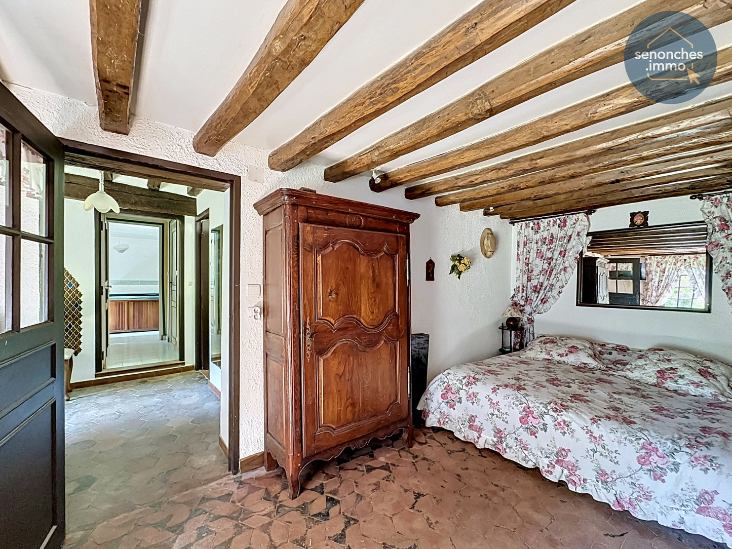 Longères anciennes à vendre à Favières (28170) – Ensemble immobilier de charme avec jardin arboré
