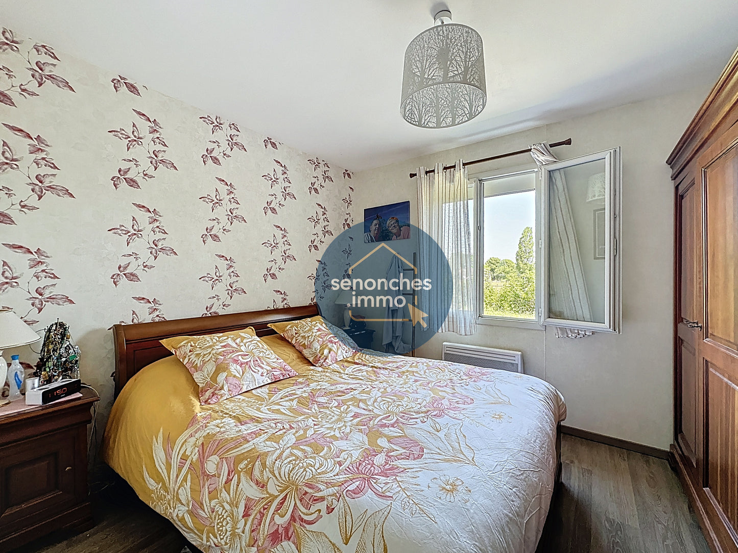 Pavillon plain-pied à vendre à Jaudrais 28250, 114 m², terrain 2381 m², 4 chambres, annexe garage & hangar