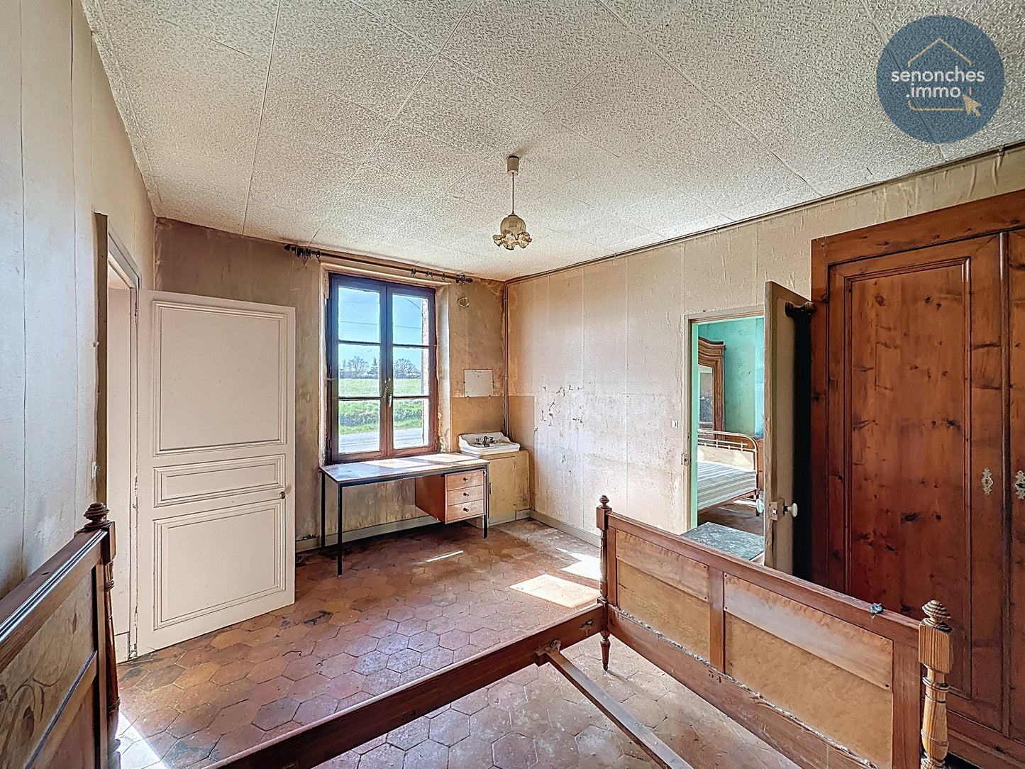 Maison ancienne à Senonches à rénover avec dépendances et terrain de plus d’1 hectare