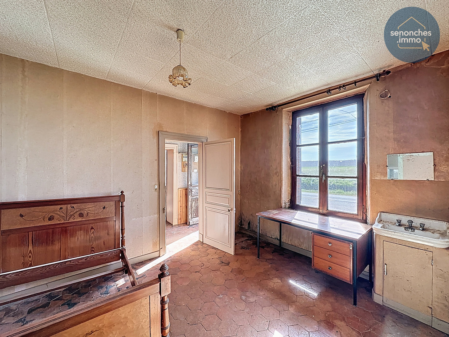 Maison ancienne à Senonches à rénover avec dépendances et terrain de plus d’1 hectare