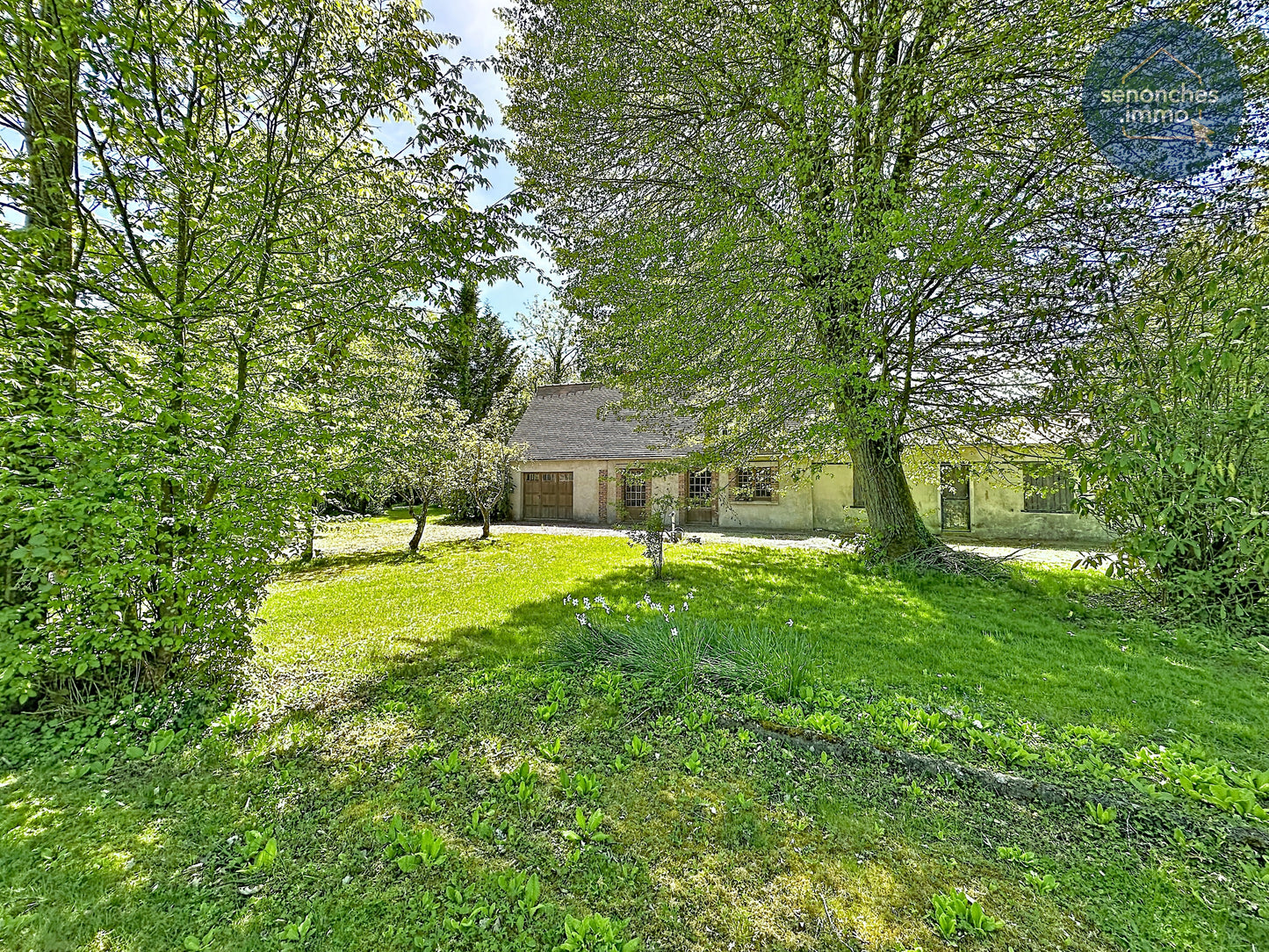 Longère de caractère à vendre à Morvilliers 28340 avec dépendances et plus d’un hectare de terrain