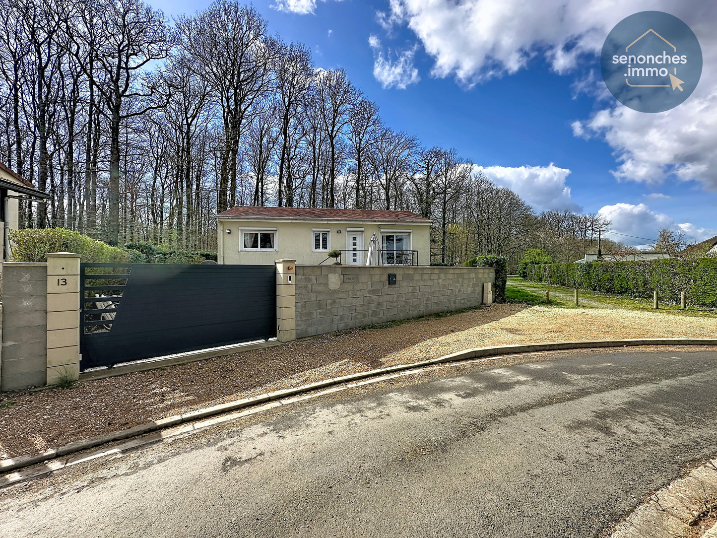 Pavillon sur sous‑sol à Senonches 106 m² 4 chambres avec jardin et proximité immédiate de la forêt.