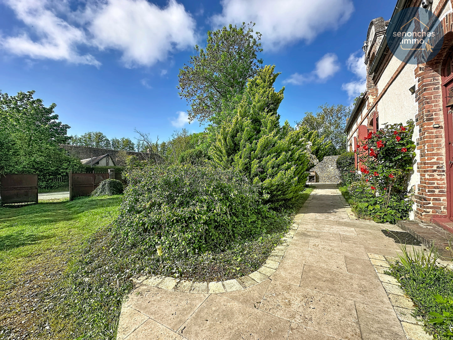 Maison ancienne à vendre à Maillebois (28170) – 187 m² avec jardin et dépendances