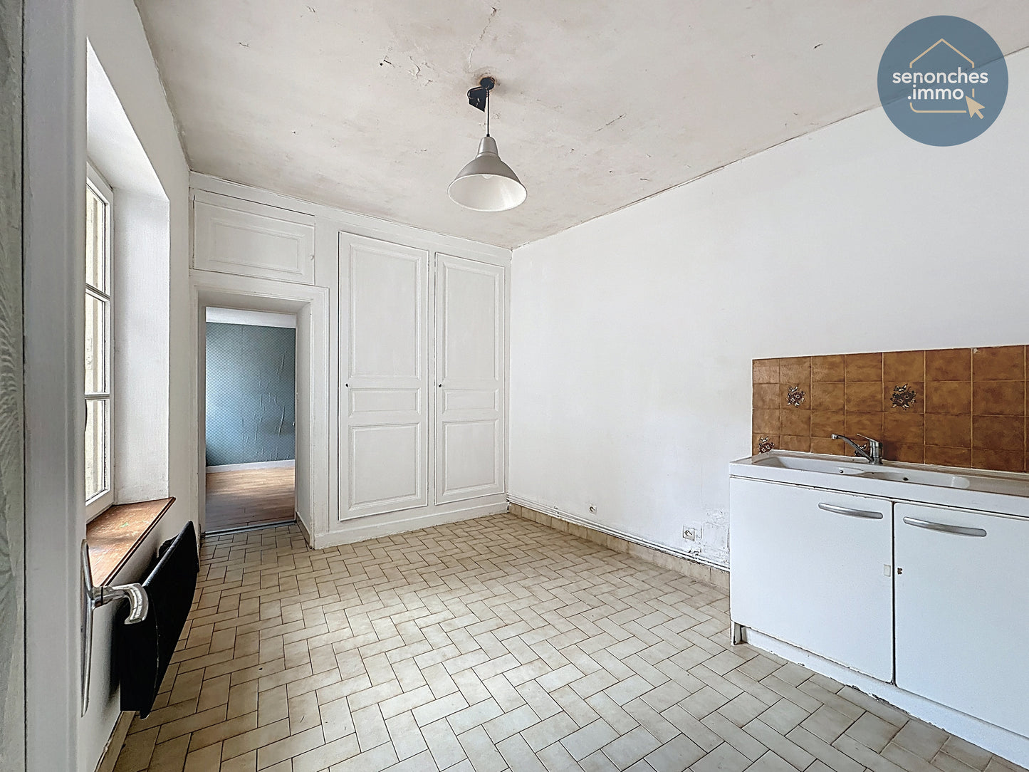 Maison de bourg à vendre à Brezolles (28270) – 80 m² avec cour, cave et combles aménageables