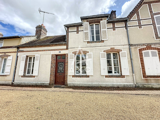 Maison de bourg avec fort potentiel 5 pièces - 100m² -  La Ferté-Vidame (28340)