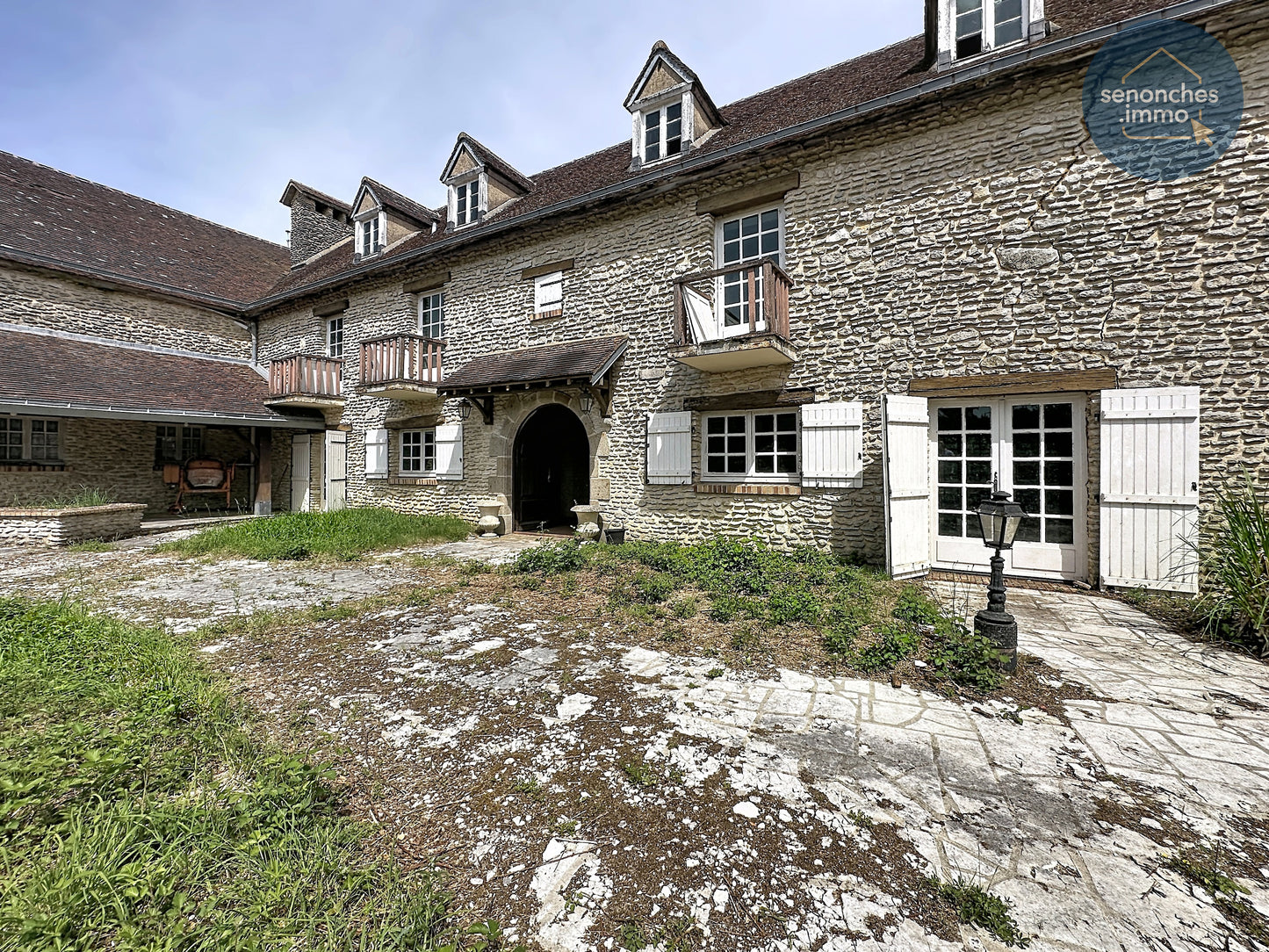 Manoir percheron à rénover à Saint-Victor-de-Buthon – Demeure historique de caractère dans le Perche