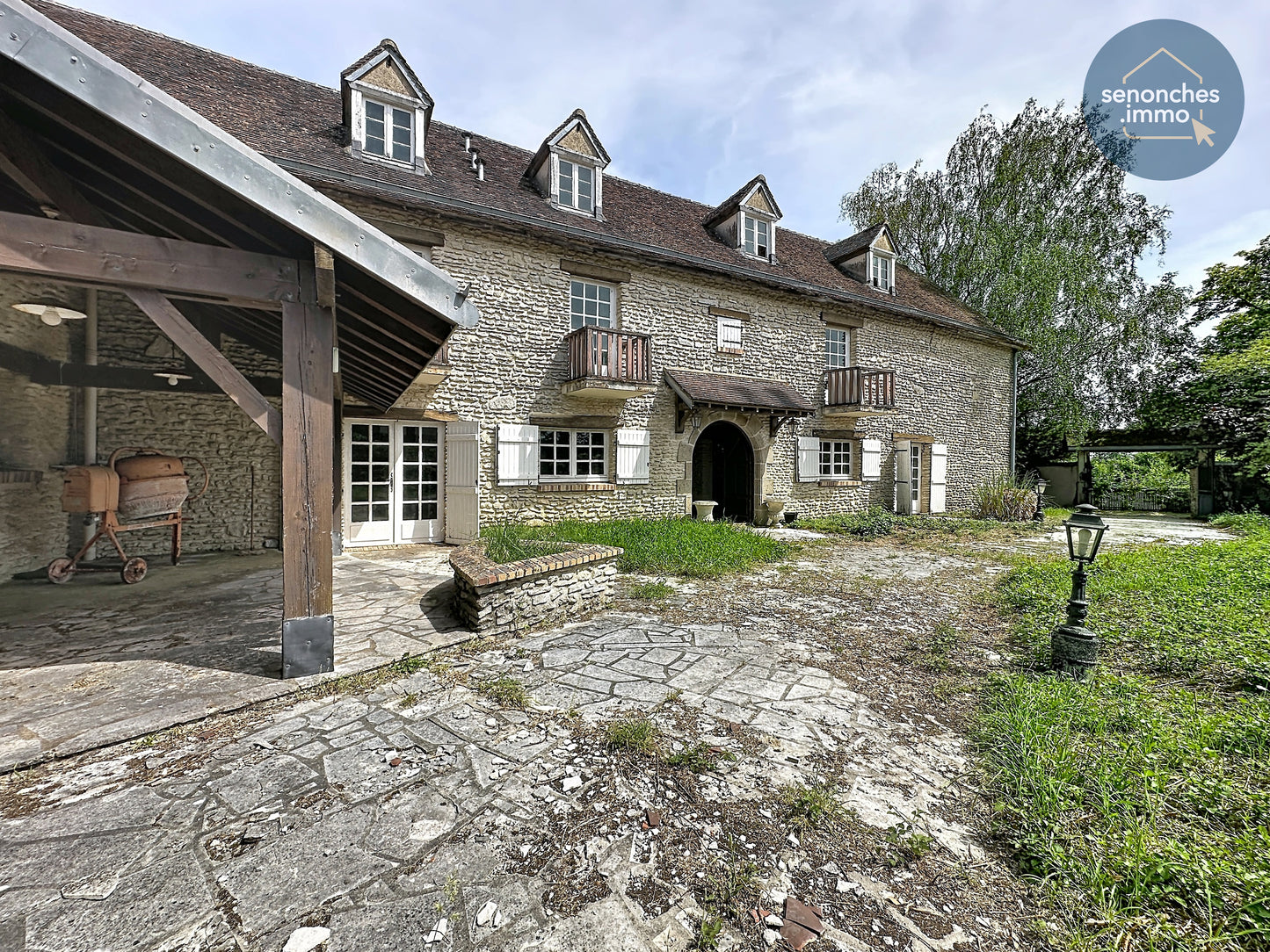Manoir percheron à rénover à Saint-Victor-de-Buthon – Demeure historique de caractère dans le Perche