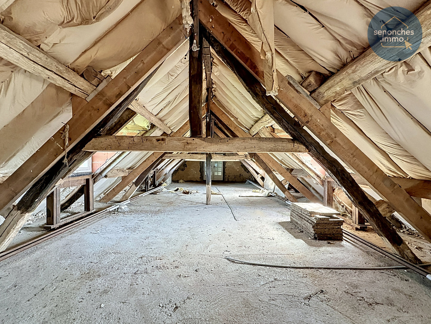 Manoir percheron à rénover à Saint-Victor-de-Buthon – Demeure historique de caractère dans le Perche