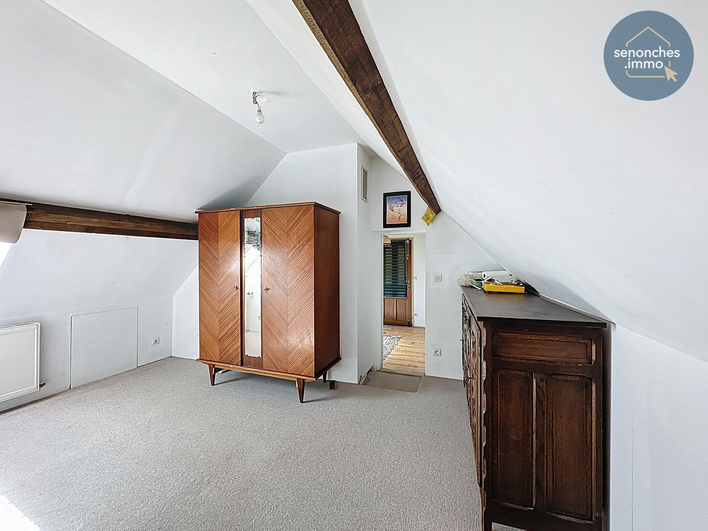 Longère familiale à vendre à Manou avec grand terrain, étang et accès gare La Loupe