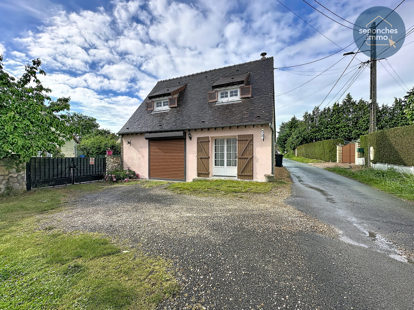 Maison à vendre à Saint-Maurice-Saint-Germain 28240 – Charmante maison avec garage et poêle à bois