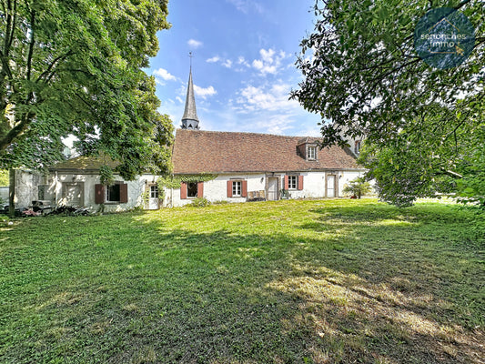 Ancien Presbytère de 1722 à vendre à Fontaines-Simon (28240) 183 m² habitables et jardin