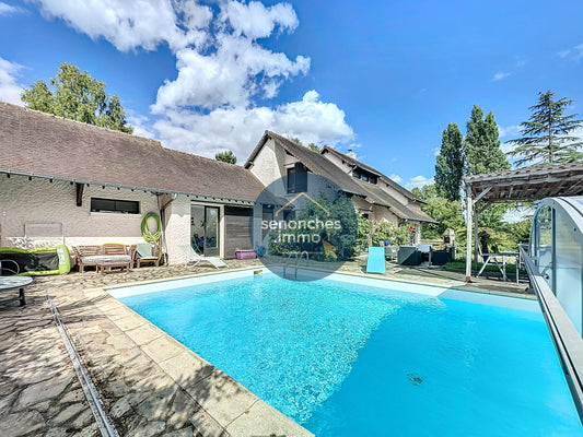 Villa d'architecte avec piscine à vendre à Saint-Éliph 28240 - Maison familiale et studio indépendant
